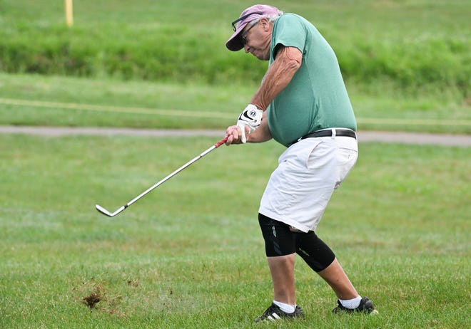 Tim Gillespie hits a chip shot during the semi-finals in the Senior Championship division in the City Golf Tournament at Cascades Golf Course on Saturday, July 13, 2024.