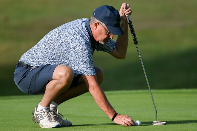 Charles Combs gets ready to putt during the semi-finals in the Senior Championship division in the City Golf Tournament at Cascades Golf Course on Saturday, July 13, 2024.