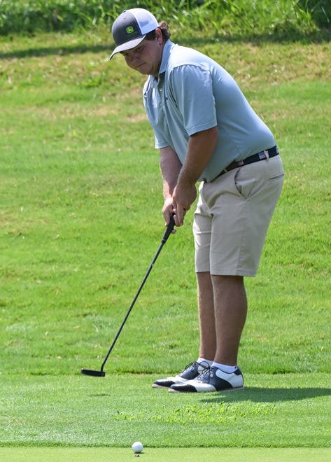 Jason Bannister hits a putt during the finals in the Men’s Championship division of the City Golf Tournament at Cascades Golf Course on Sunday, July 14, 2024.